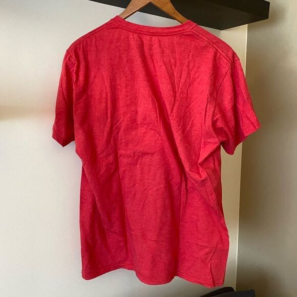 Loyola University Chicago Red T-Shirt - Picture 2 of 6
